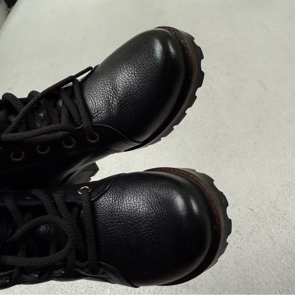 Pegada Short Black Leather Lace Up Booties, size 6 - Picture 6 of 11